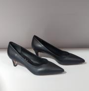 vina ithal vegan deri sivri burun kadın topuklu ayakkabı siyah