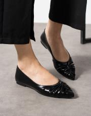 fiesta büzgü detaylı sivri burun kadın babet siyah