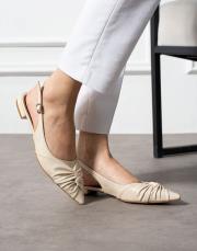 lonly büzgü detaylı sivri burun kadın babet bej