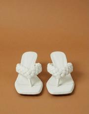 ashley örgü detaylı topuklu terlik beyaz